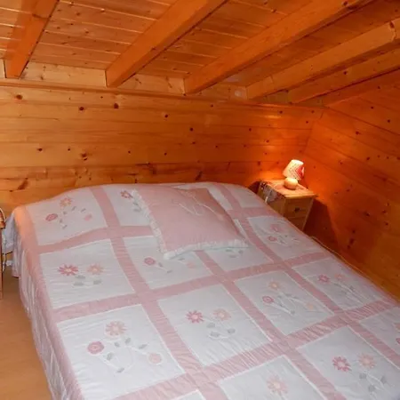 Chalet Pour 2 Personnes A 700m Du Centre *