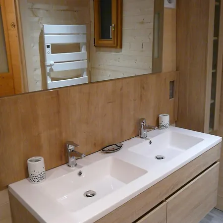 Pour 2 Personnes A 700m Du Centre *